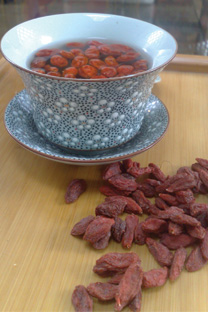 Bright eyes and alert mind - the sweet and nutritious Goji Berry 'tea'