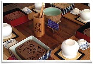 Enjoy the calmness of the GongFu tea ritual at every table in chaya teahouse. Enjoy the calmness of the GongFu tea ritual at every table in chaya teahouse.