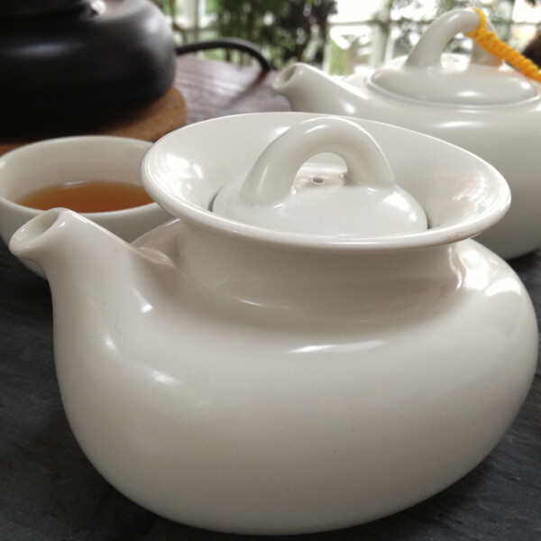 teanamu chaya teahouse teaware puffer fish tea set
